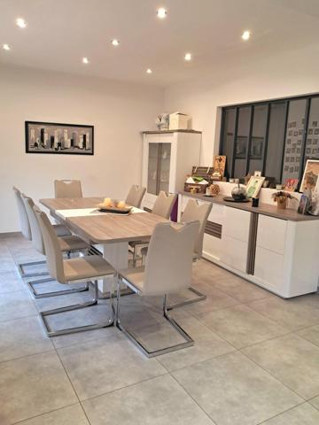 Spacieuse maison de ville de caractère 5 chambres.