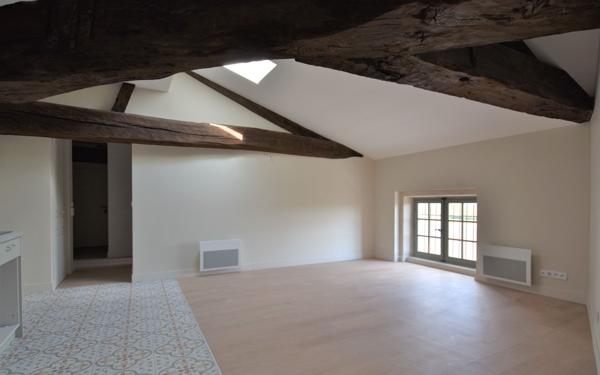 Appartement à louer    3 pièces • 60,07 m2 Mâcon