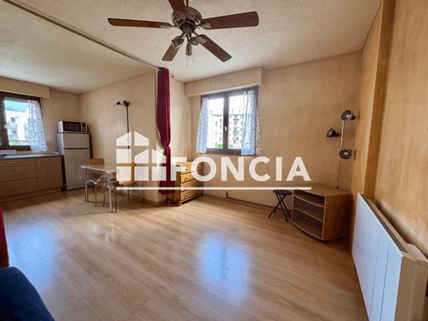 Location Studio meublé 25.94 m² - 16 RUE JEAN JACQUES ROUSSEAU Aix Les Bains 73100