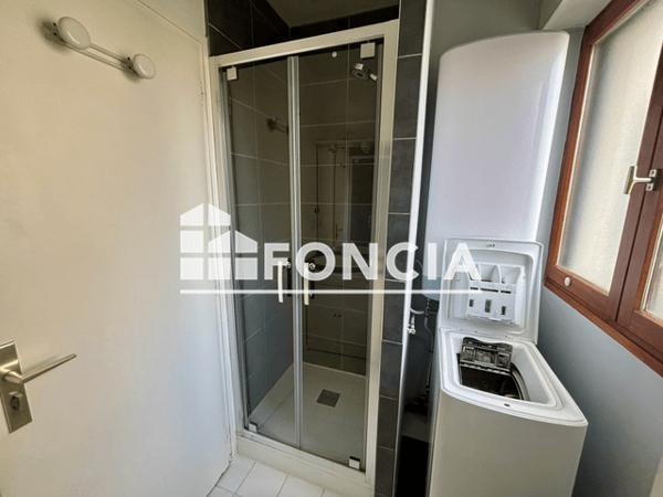 Location Studio meublé 25.94 m² - 16 RUE JEAN JACQUES ROUSSEAU Aix Les Bains 73100