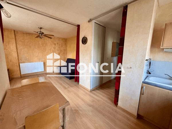 Location Studio meublé 25.94 m² - 16 RUE JEAN JACQUES ROUSSEAU Aix Les Bains 73100