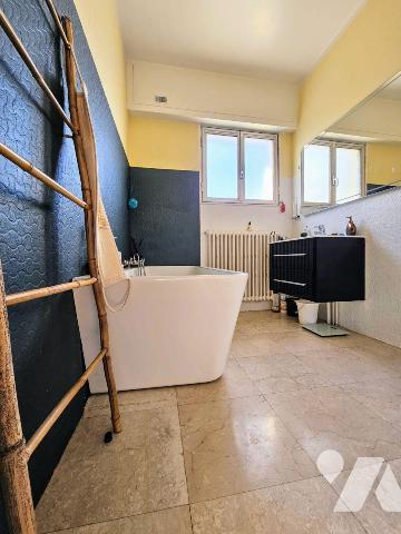 A VENDRE sur la commune de TROYES (Aube), une maison à usage d'habitation de 1971, d'une surfac...