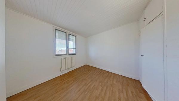 Appartement à vendre 3 pièces Soisy-sous-Montmorency, cave, stationnement, jardin commun