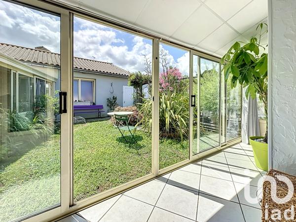 Maison à vendre 4 pièces 221 m² Mauzé-sur-le-Mignon