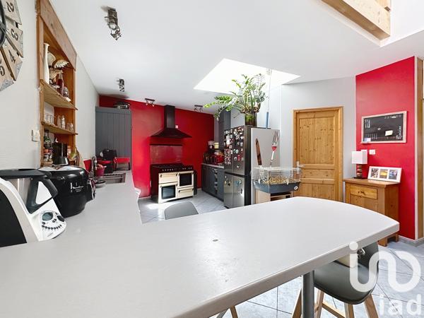 Maison à vendre 4 pièces 221 m² Mauzé-sur-le-Mignon