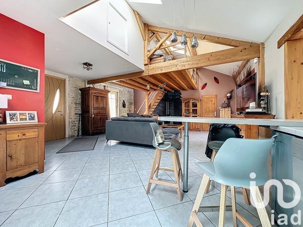 Maison à vendre 4 pièces 221 m² Mauzé-sur-le-Mignon