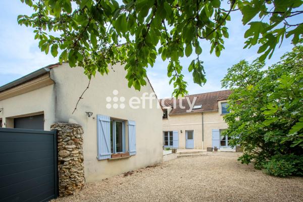 Maison
         8 pièces
        - 166 m²