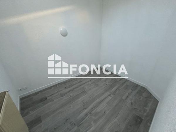 Location Appartement 2 pièces 46.6 m² - 41 RUE BOUFFIER Valence 26000