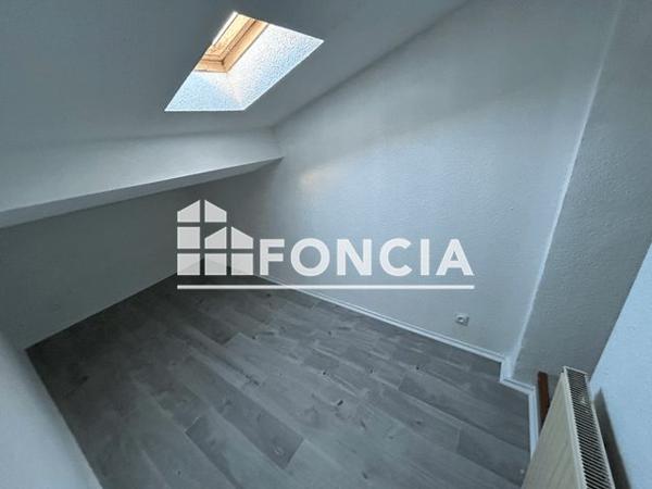 Location Appartement 2 pièces 46.6 m² - 41 RUE BOUFFIER Valence 26000