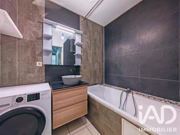 Appartement à vendre 3 pièces 66,27 m² Lyon 7
