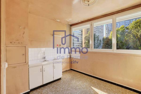 Appartement 4 pièces                                        - 69100 Villeurbanne Réf : 21775