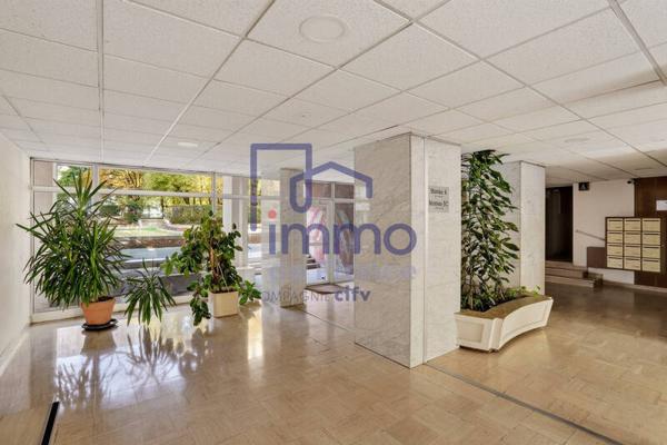 Appartement 4 pièces                                        - 69100 Villeurbanne Réf : 21775