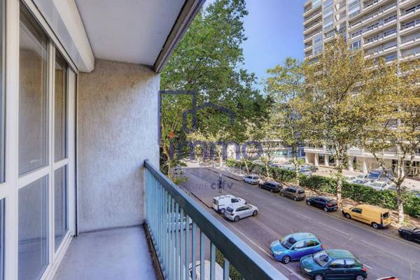 Appartement 4 pièces                                        - 69100 Villeurbanne Réf : 21775