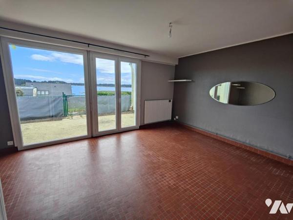 LARMOR BADEN VUE MER