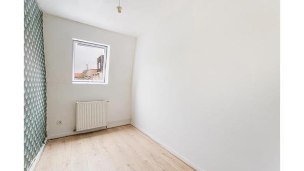 Maison
         2 pièces
        - 65 m² Exclusivité 128 600 € *