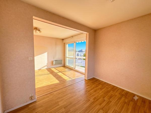Appartement Vannes 4 pièce(s) 69 m2 1 parking + 1 garage + 1 cave . , Vannes