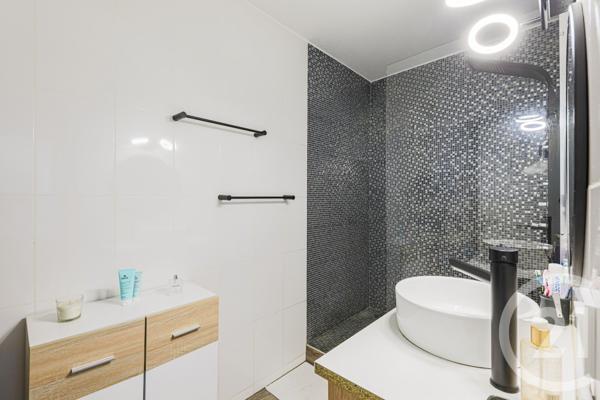 Appartement F3 à vendre  3 pièces - 70,87 m2 SASSENAGE - 38