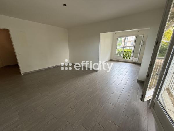Appartement
         4 pièces
        - 81 m²