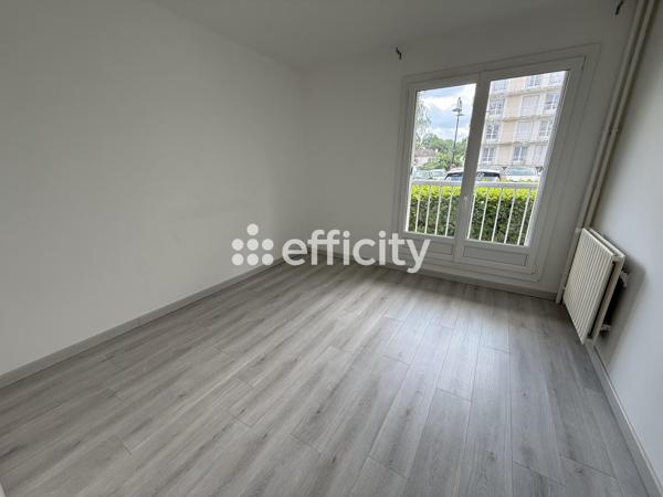 Appartement
         4 pièces
        - 81 m²