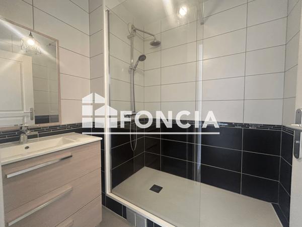 Location Appartement 2 pièces 48.06 m² - 32 RUE DU MONT SAINT LOUP Agde 34300
