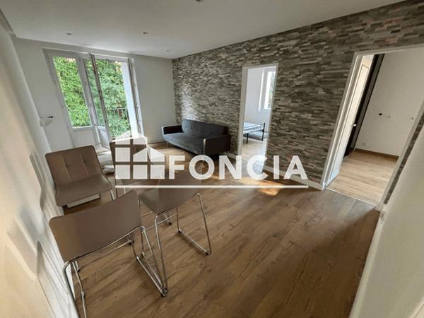 Location Studio meublé 11.52 m² - COLOCATION 3 CHAMBRES Tours 37200