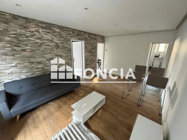 Location Studio meublé 11.52 m² - COLOCATION 3 CHAMBRES Tours 37200