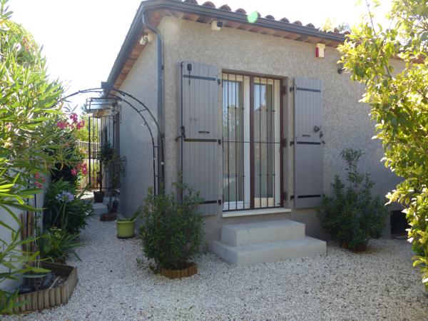 Maison
         4 pièces
        - 100 m² Exclusivité 595 000 € *