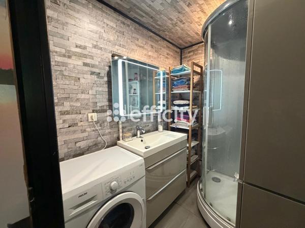 Appartement
         4 pièces
        - 78 m² Exclusivité 230 000 € *