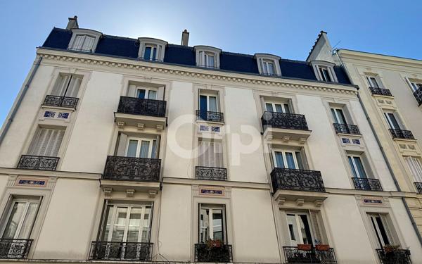 Appartement à vendre    3 pièces • 47,29 m2 Le Perreux-sur-Marne