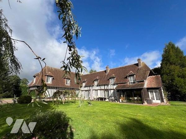 PROXIMITE IMMEDIATE DE THIBERVILLE BELLE PROPRIETE AVEC PISCINE DANS UN BEL ENVIRONNEMENT