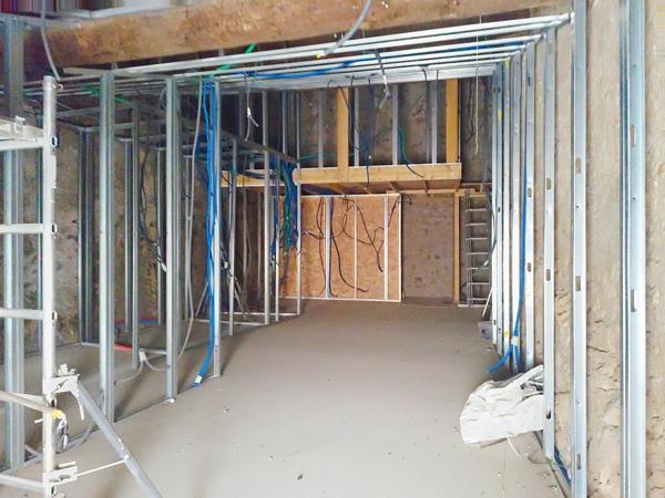 Appartement dans maison de ville à terminer de rénover, idéal investisseur, autres lots disponibles