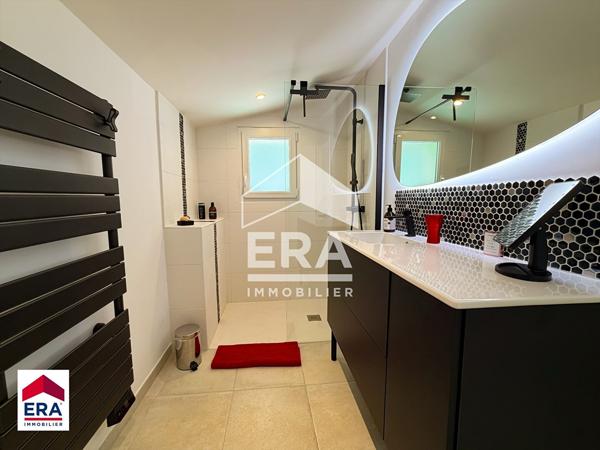 Maison d'exception avec piscine et plus d'un hectare de terrain à L'Isle-sur-la-Sorgue