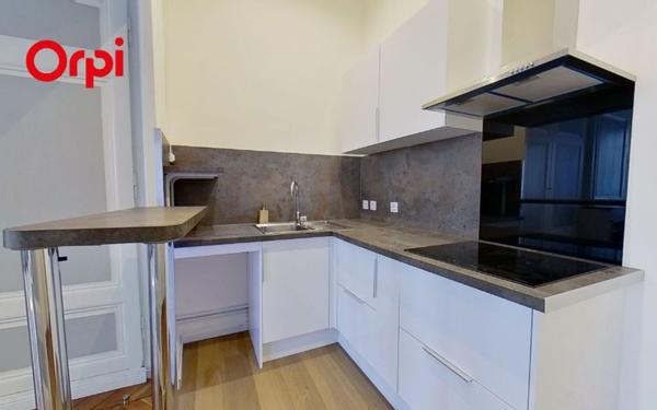 Appartement à louer    2 pièces • 58,24 m2 Lyon 2