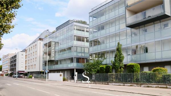 Appartement 4 pièces, terrasse panoramique - STRASBOURG (67) À VENDRE