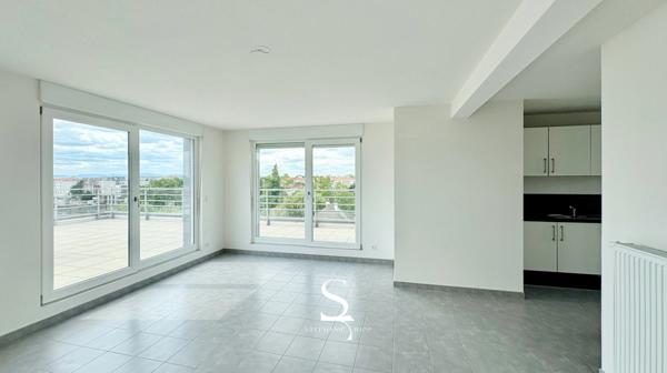 Appartement 4 pièces, terrasse panoramique - STRASBOURG (67) À VENDRE