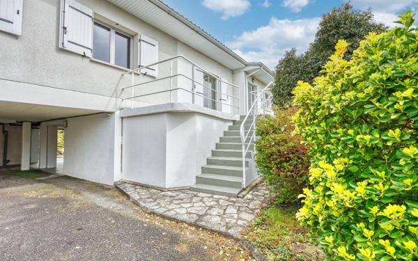 Maison à vendre    6 pièces • 231 m2 Pessac