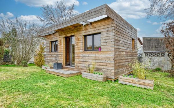 Maison à vendre    6 pièces • 231 m2 Pessac