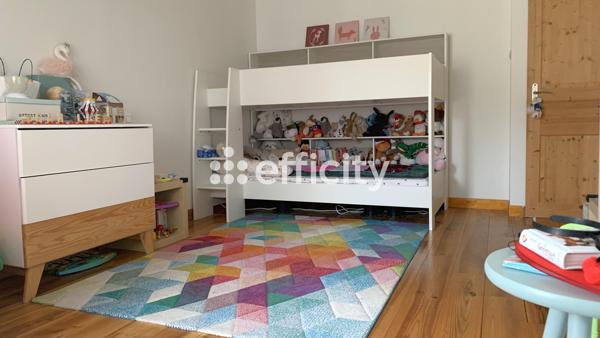 Maison
         5 pièces
        - 145 m² Exclusivité 332 280 € *