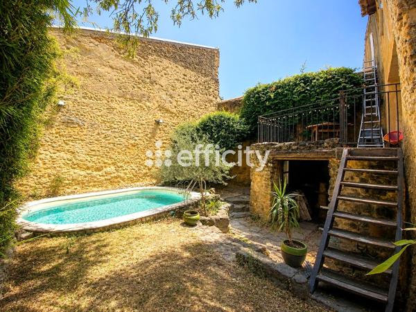 Maison
         5 pièces
        - 145 m² Exclusivité 332 280 € *