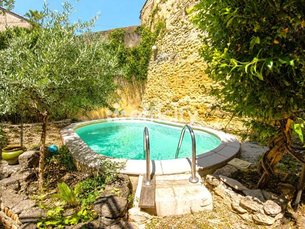 Maison
         5 pièces
        - 145 m² Exclusivité 332 280 € *