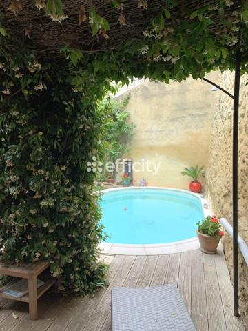 Maison
         5 pièces
        - 145 m² Exclusivité 332 280 € *