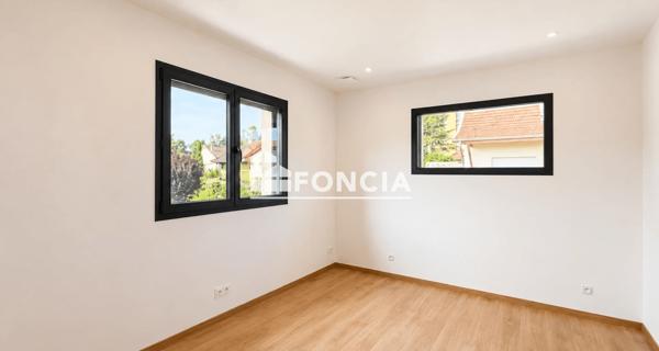 À vendre Maison 4 pièces 107 m² - Villefranche-sur-saône 69400
