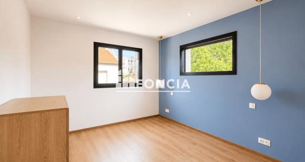 À vendre Maison 4 pièces 107 m² - Villefranche-sur-saône 69400