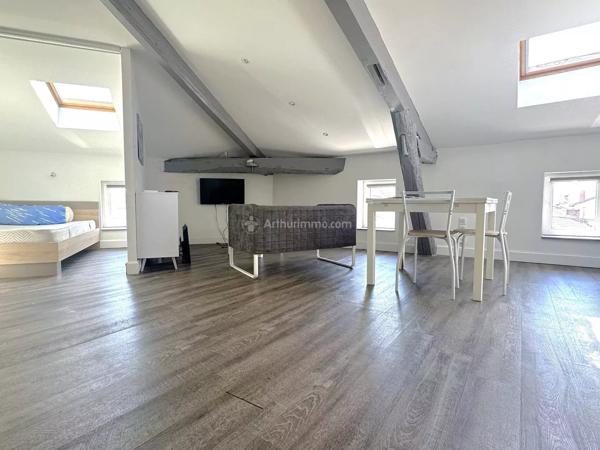Location                                                      Appartement
                        
                     1 pièces                      22 m2                     à Albi