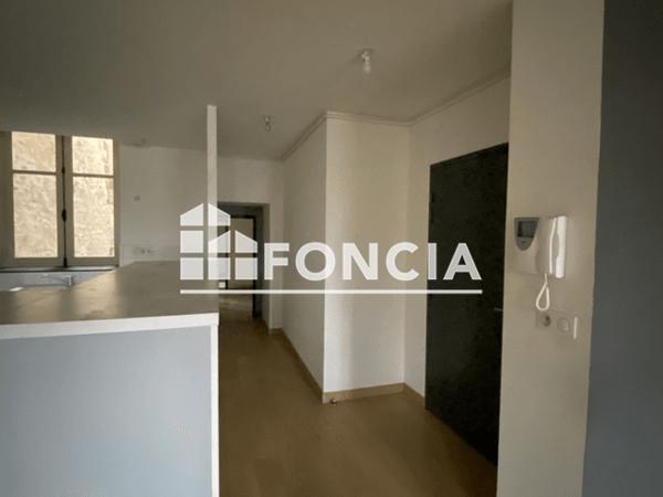 Location Appartement 2 pièces 78.55 m² - 54 PLACE DUCALE Charleville-mezieres 08000