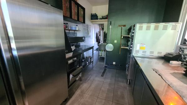 Fonds De Commerce - 112 m²