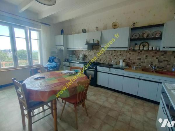 TRÈS BELLE VUE MER – Maison en PIERRES avec Grand TERRAIN CONSTRUCTIBLE
