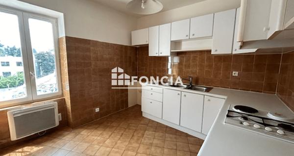 Location Appartement 3 pièces 76.95 m² - Lyon 69005