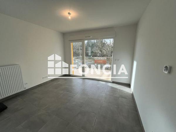 Location Appartement 3 pièces 56.3 m² - 246 - 310 Avenue de la république Villefontaine 38090