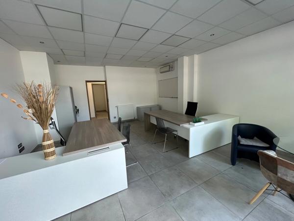 aix les bains local commercial  ou bureau 72 m2 env